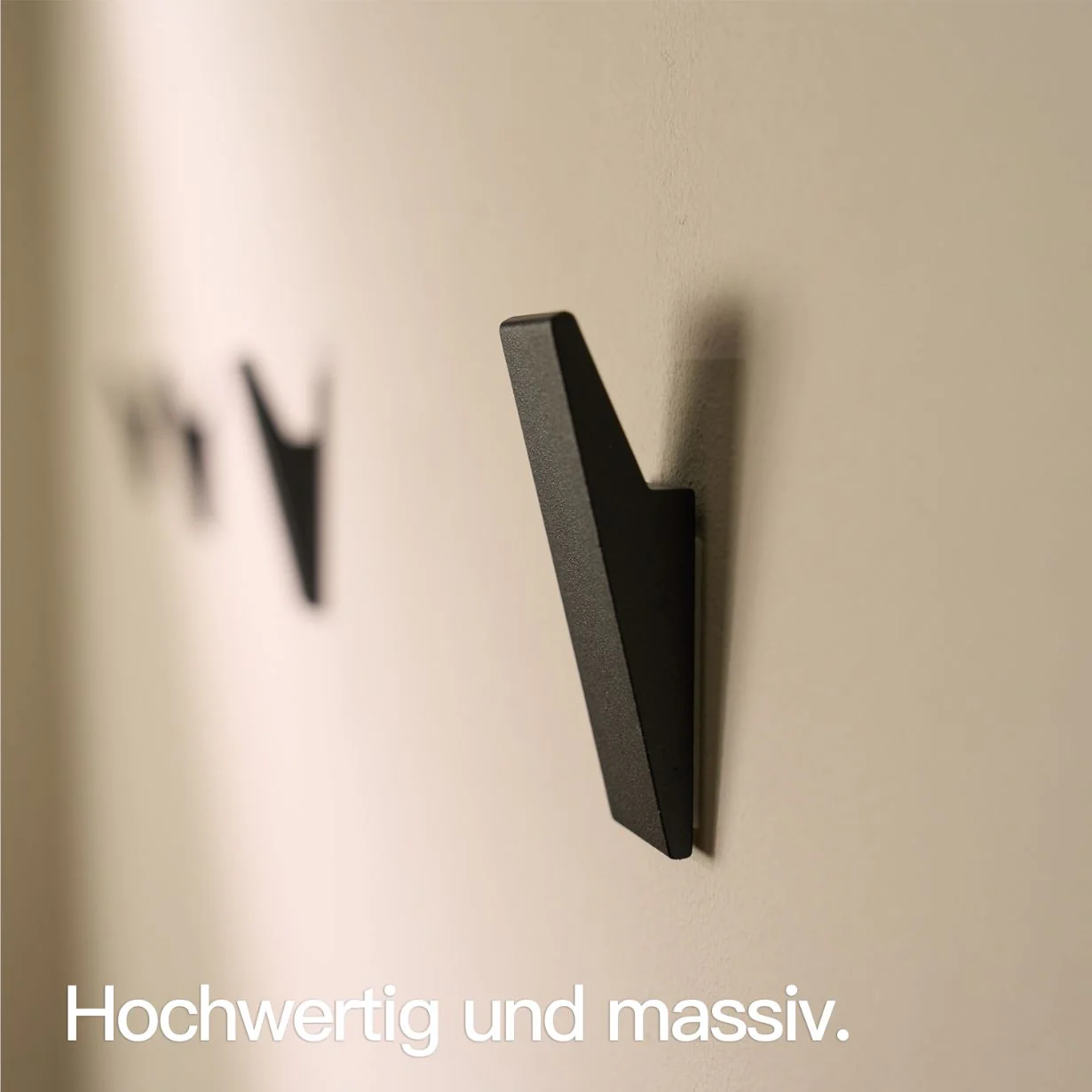Klebehaken Schwarz (4 Stück) - Image 3